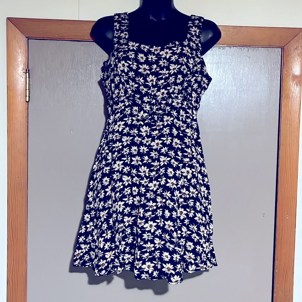 Y2K 90s Rampage daisy print sleeveless mini dress